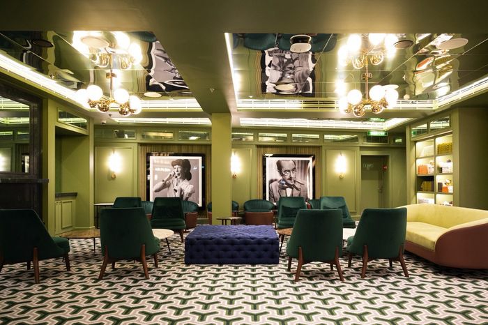 Entertainment on Norwegian Spirit